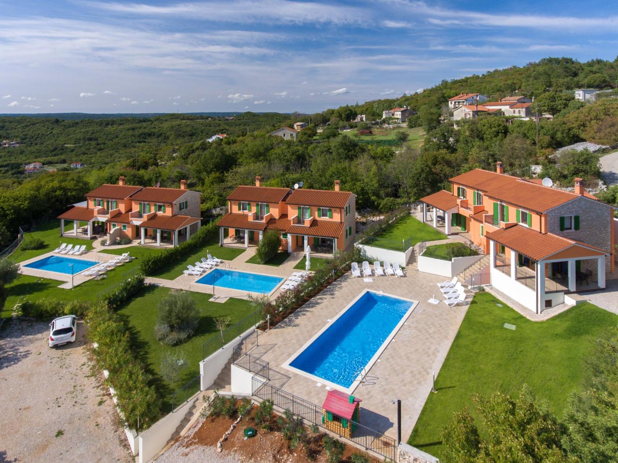 Apartments Athos Rabac Exterior photo
