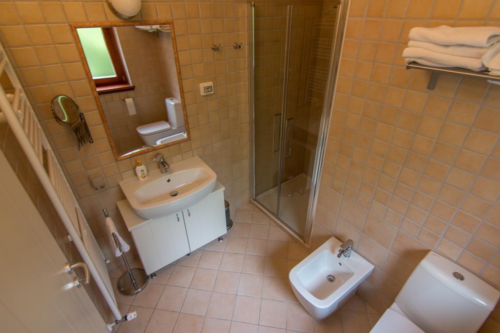 Apartments Athos Rabac Exterior photo